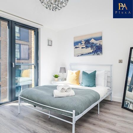 Pluxa Vivid Veranda Beautiful City Centre Apartment With Free Parking Birmingham Extérieur photo