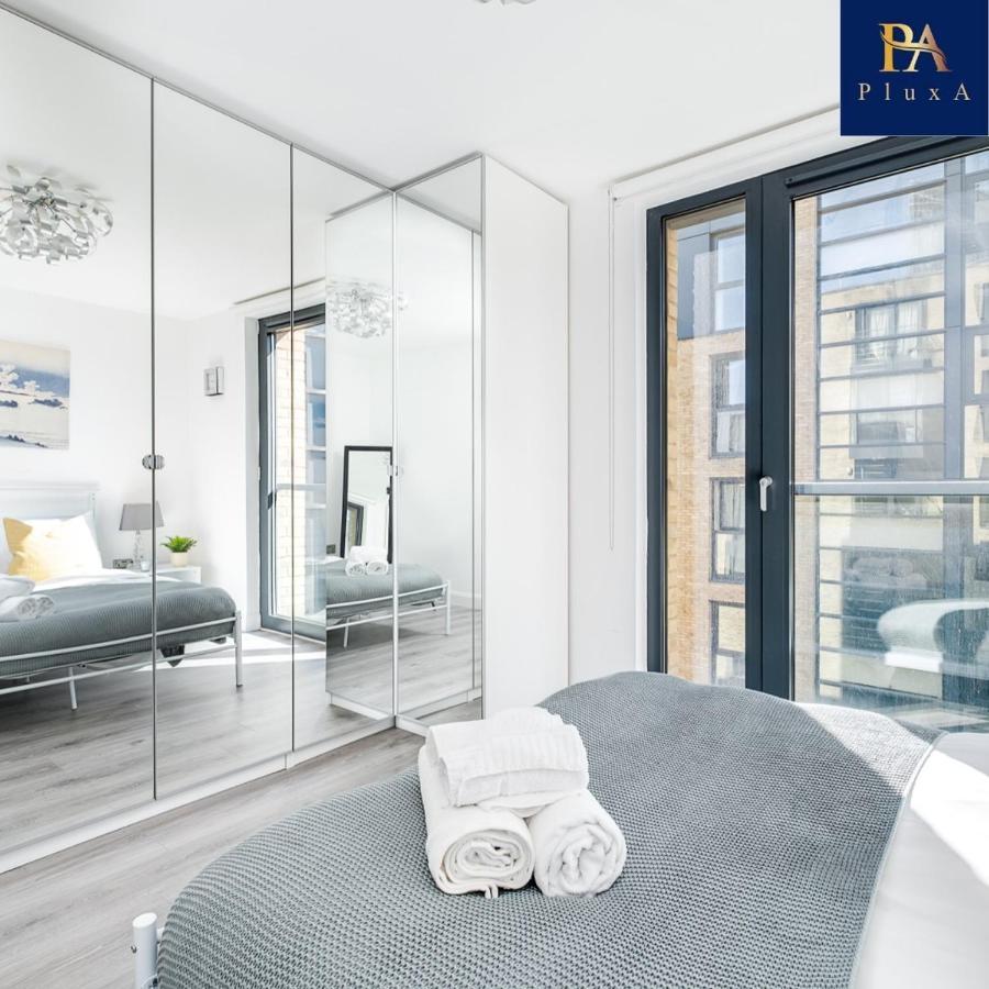 Pluxa Vivid Veranda Beautiful City Centre Apartment With Free Parking Birmingham Extérieur photo