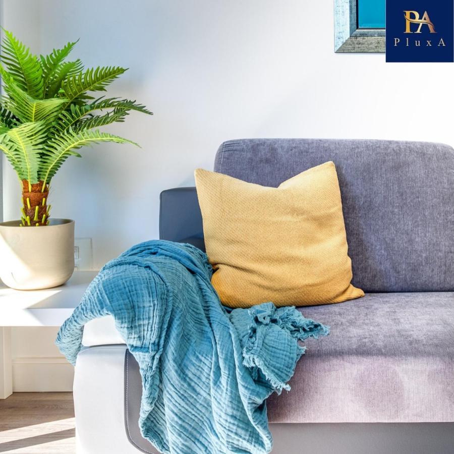 Pluxa Vivid Veranda Beautiful City Centre Apartment With Free Parking Birmingham Extérieur photo