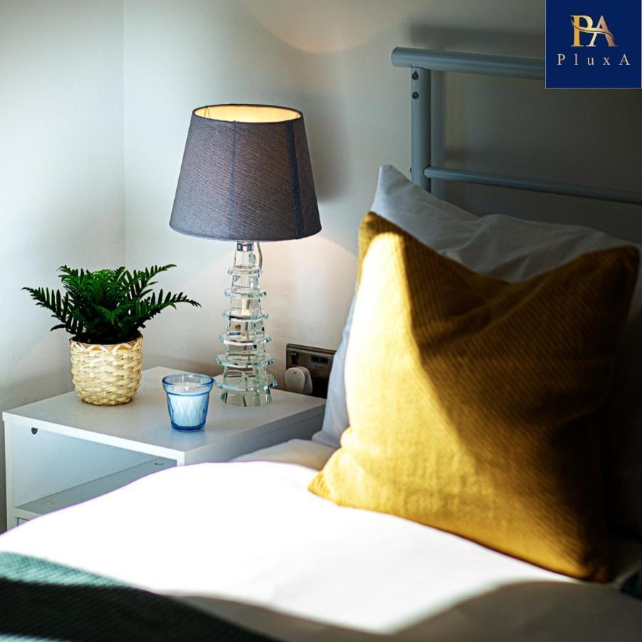 Pluxa Vivid Veranda Beautiful City Centre Apartment With Free Parking Birmingham Extérieur photo