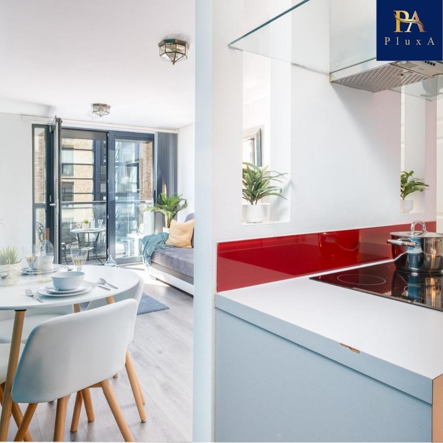 Pluxa Vivid Veranda Beautiful City Centre Apartment With Free Parking Birmingham Extérieur photo