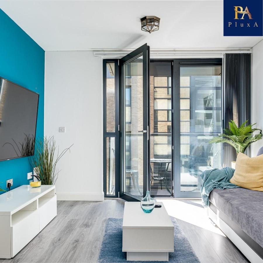 Pluxa Vivid Veranda Beautiful City Centre Apartment With Free Parking Birmingham Extérieur photo