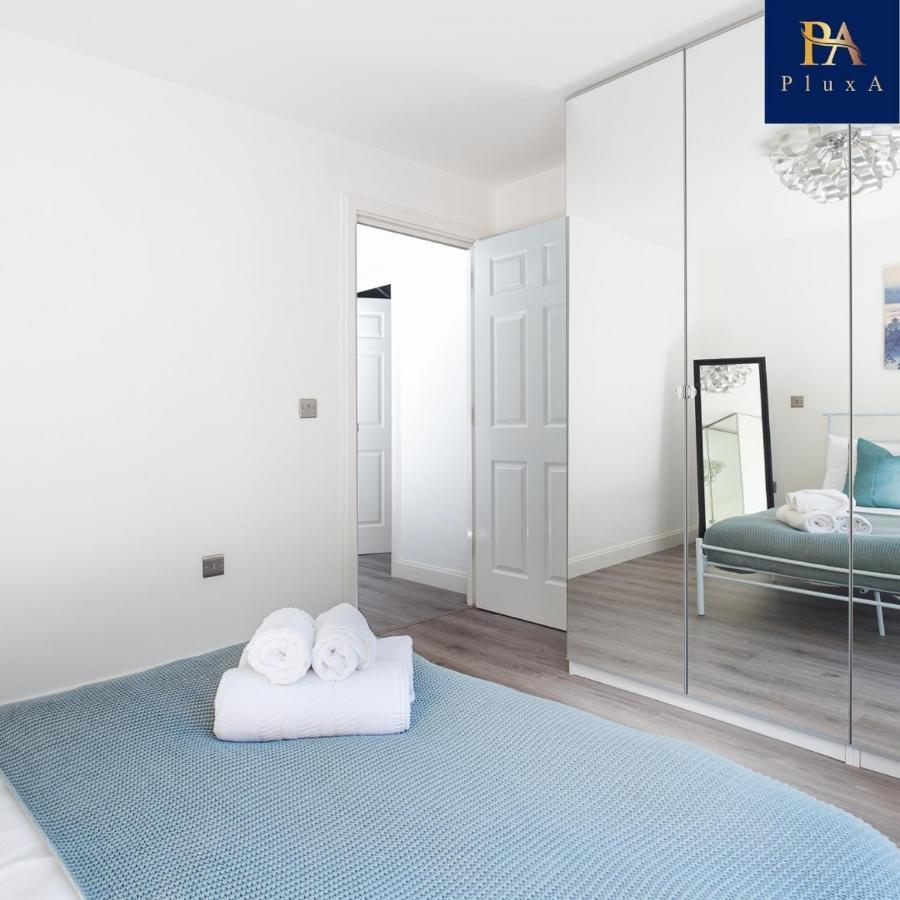 Pluxa Vivid Veranda Beautiful City Centre Apartment With Free Parking Birmingham Extérieur photo